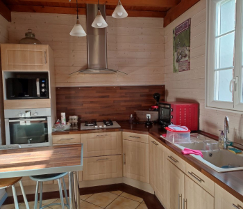 LUDON MEDOC - Maison 3 chambres, bureau, jardin et dépendances